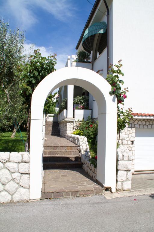 Apartments Zlatko & Mira Dorcic Baška Kültér fotó